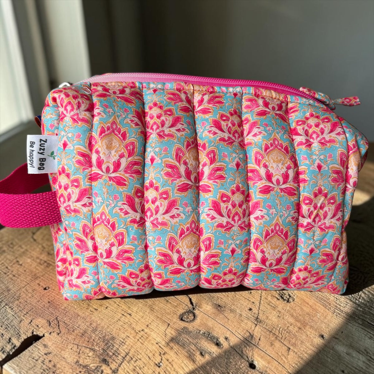 Happy Zuzy Boxy Bag — Geantă de cosmetice matlasată